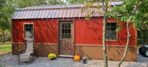 Side Lofted Barn
