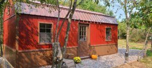 Side Lofted Barn