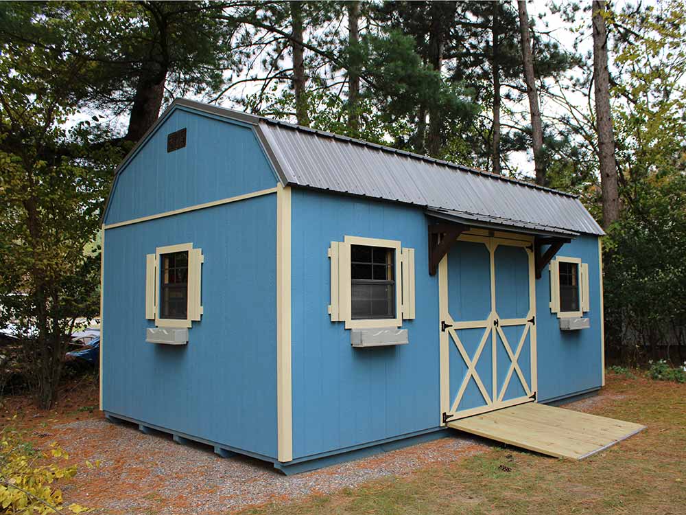 Side Lofted Barn